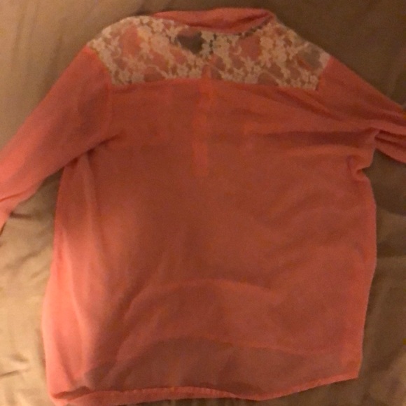 Pink top - Picture 2 of 2